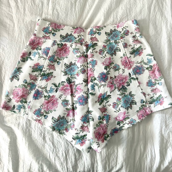 LoveShackFancy White Floral Renato Sweat Shorts - Picture 3 of 3